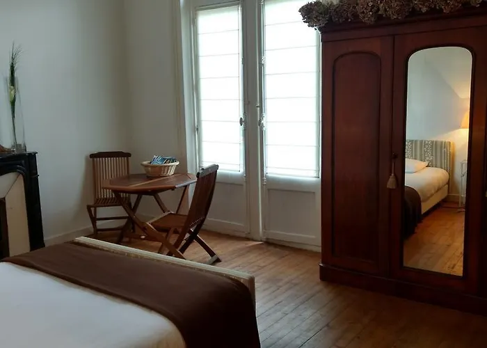 D'hotes - Ariane Semesterbostad *