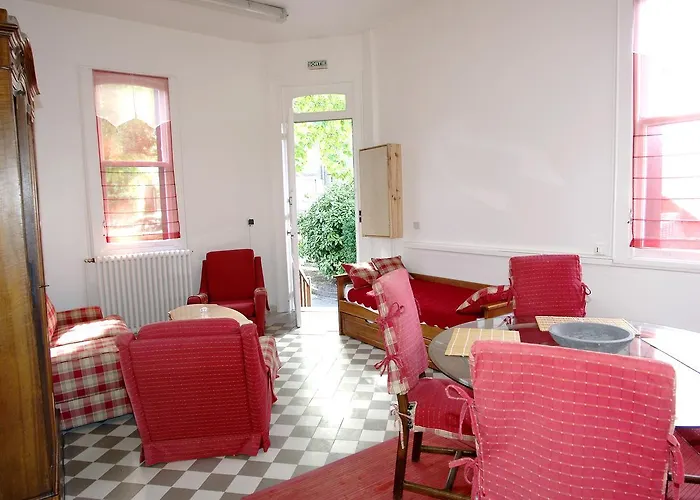 D'hotes - Ariane Semesterbostad